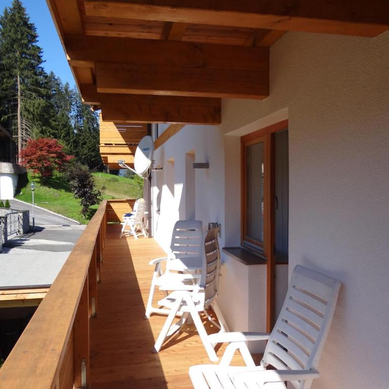 Pension Noella - Familienzimmer (2 Erwachsene + 1 Kind) - 9