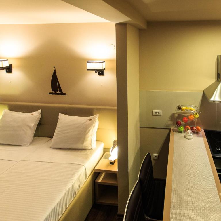 Atlantic Hotel - Two-Bedroom Apartment - 51