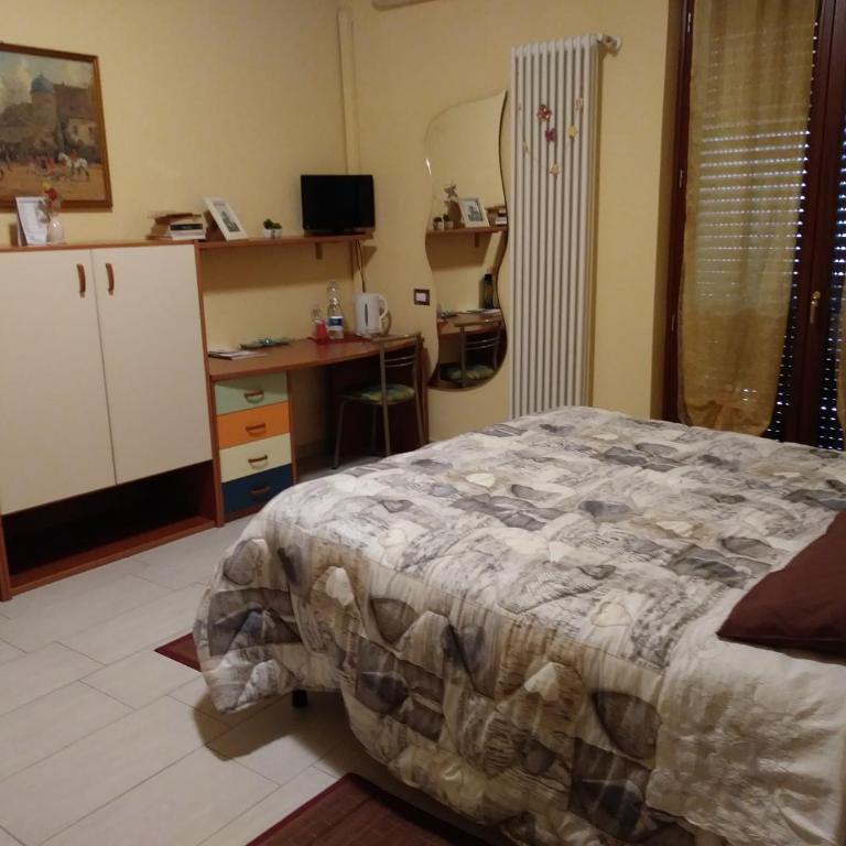 B&B Peschi in Fiore - Camera Matrimoniale Standard con Bagno in Comune - 5