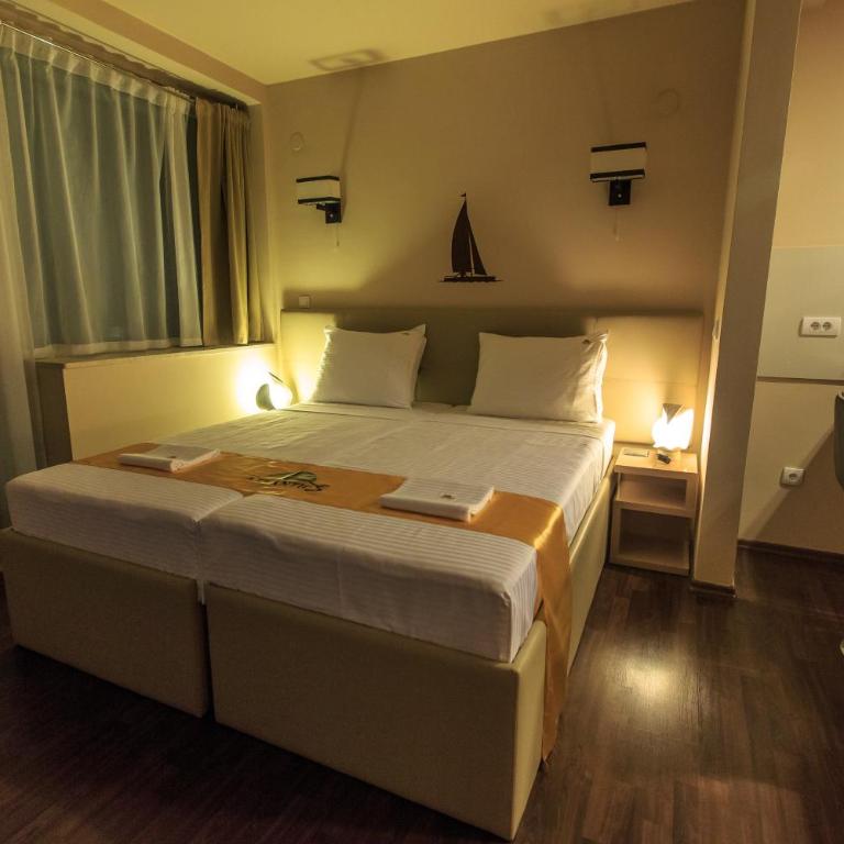 Atlantic Hotel - Two-Bedroom Apartment - 49