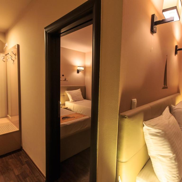 Atlantic Hotel - Two-Bedroom Apartment - 33