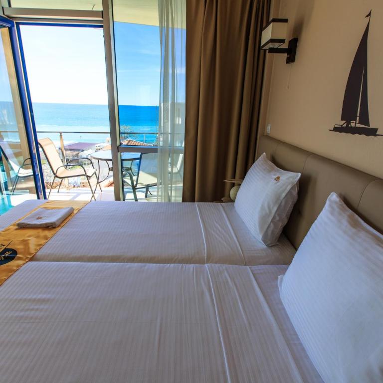 Atlantic Hotel - Two-Bedroom Apartment - 24
