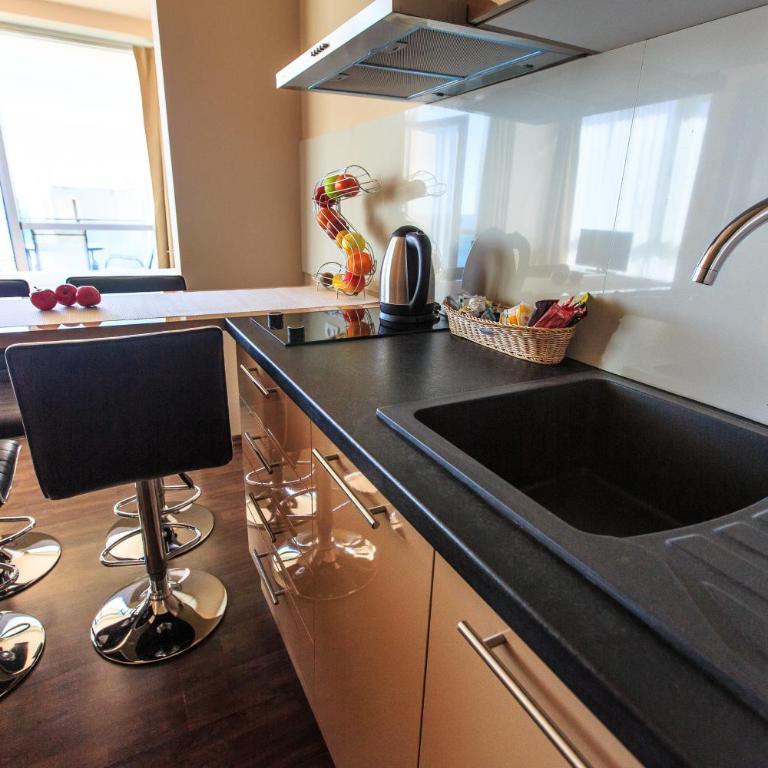 Atlantic Hotel - Two-Bedroom Apartment - 12
