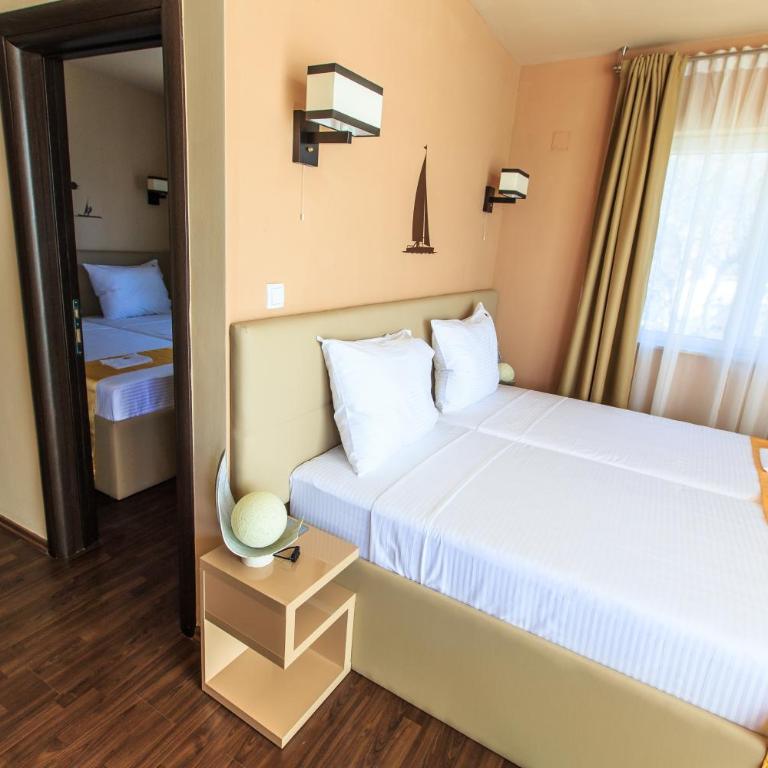 Atlantic Hotel - Two-Bedroom Apartment - 15