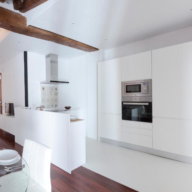 Apartments Downtown Valencia - Penthouse Apartment - 10