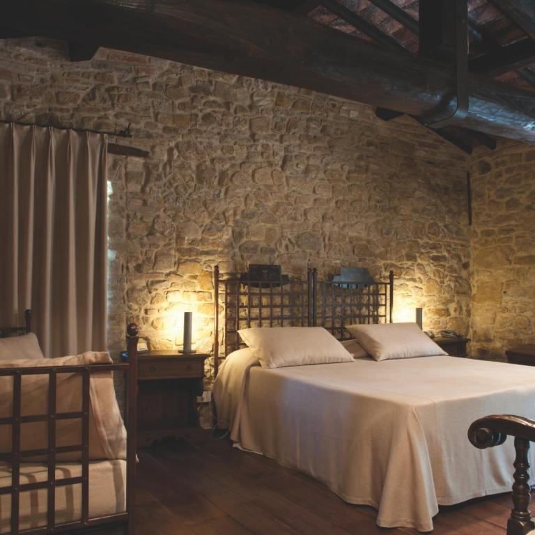 TH Perugia - Castello Di Monterone - Camera Familiare - 4
