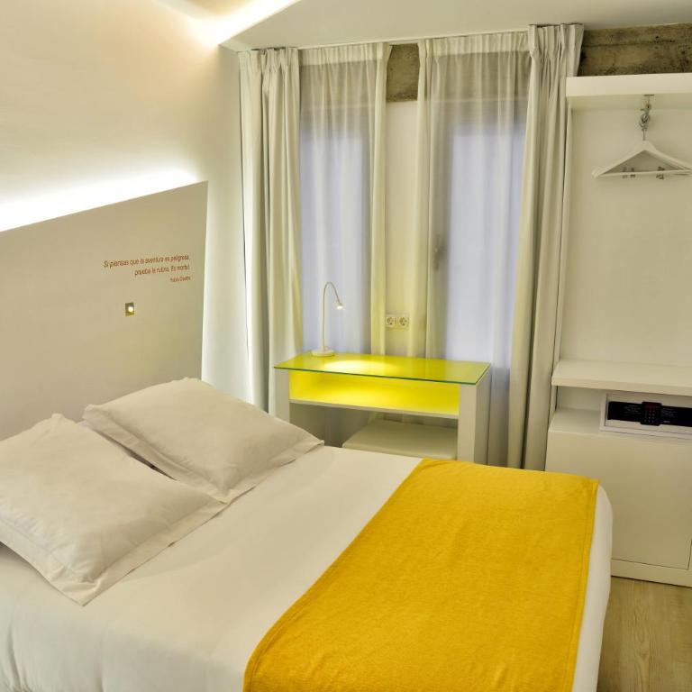 Atarazanas Málaga Boutique Hotel - Habitación Doble Pequeña - 2