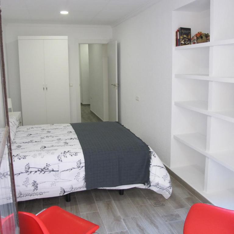 Apartamentos Romero - Three-Bedroom Apartment - 5