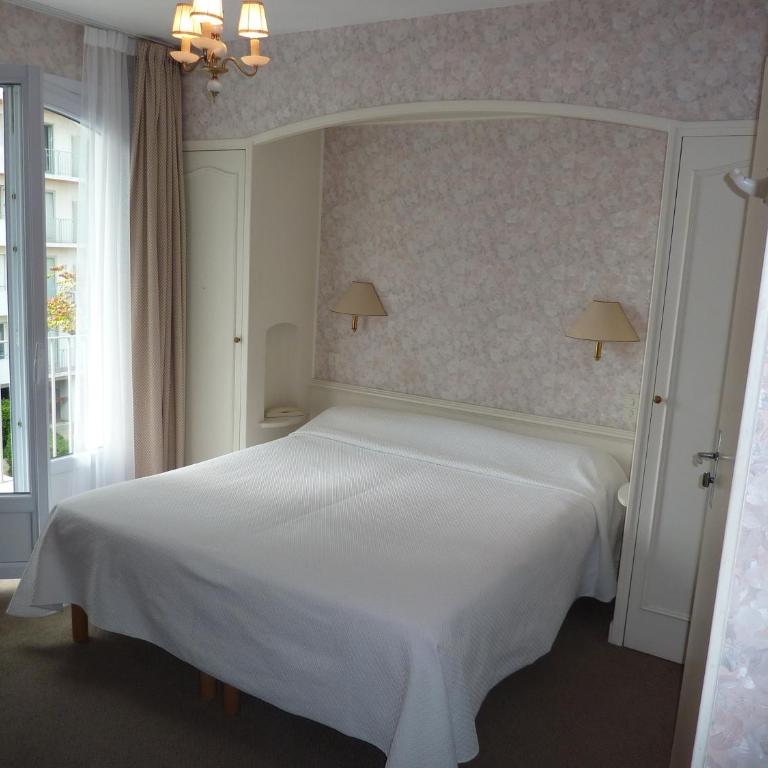 Hôtel La Concorde - Chambre Double Supérieure - Vue sur Mer - 5