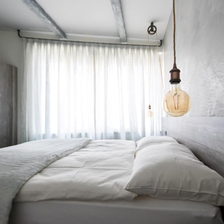 Seven Boutique Hotel - Camera Matrimoniale - 9