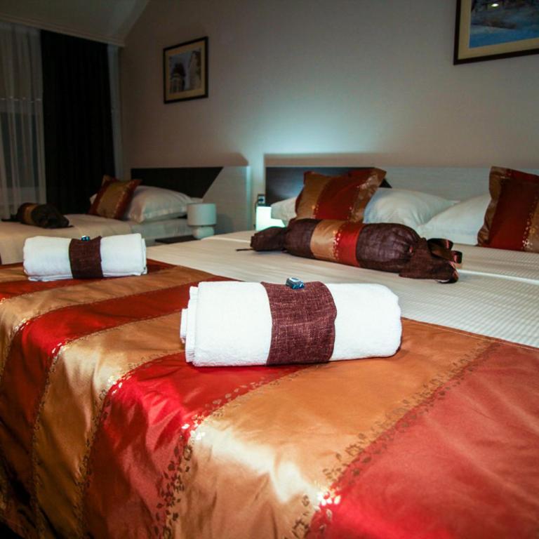 Motel Korzo - Family Room with Shower - 5