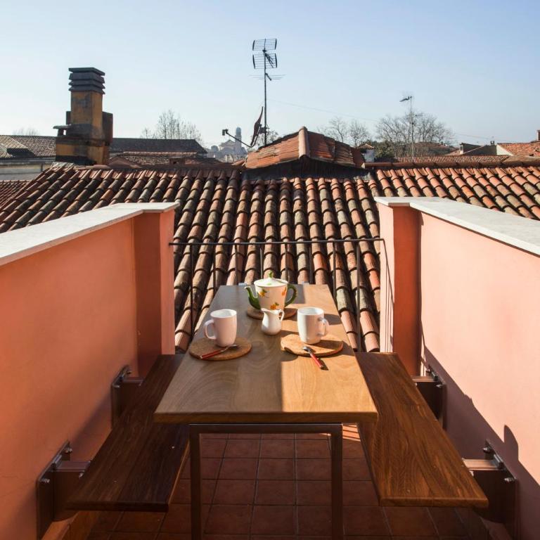 San Polo - LOCAPPART - Appartamento con 2 Camere da Letto (4 Adulti) - Campo San Stin 2492 - 9