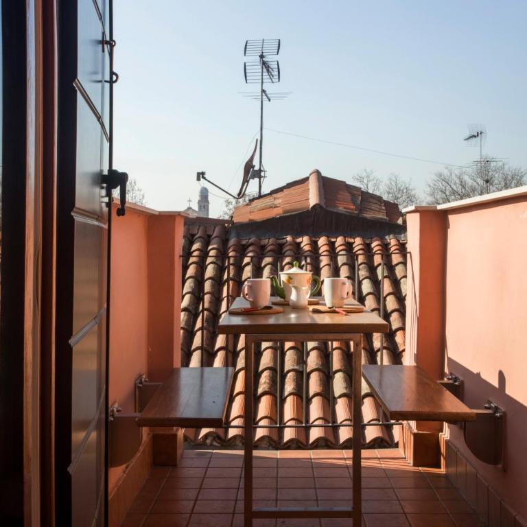 San Polo - LOCAPPART - Appartamento con 2 Camere da Letto (4 Adulti) - Campo San Stin 2492 - 10