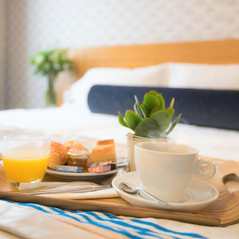 Hotel Romance Malesherbes by Patrick Hayat - Chambre Baudelaire - 13