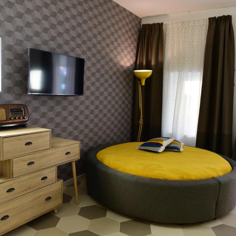 palazzo Clarenza di San Domenico - Vacation Home - 1