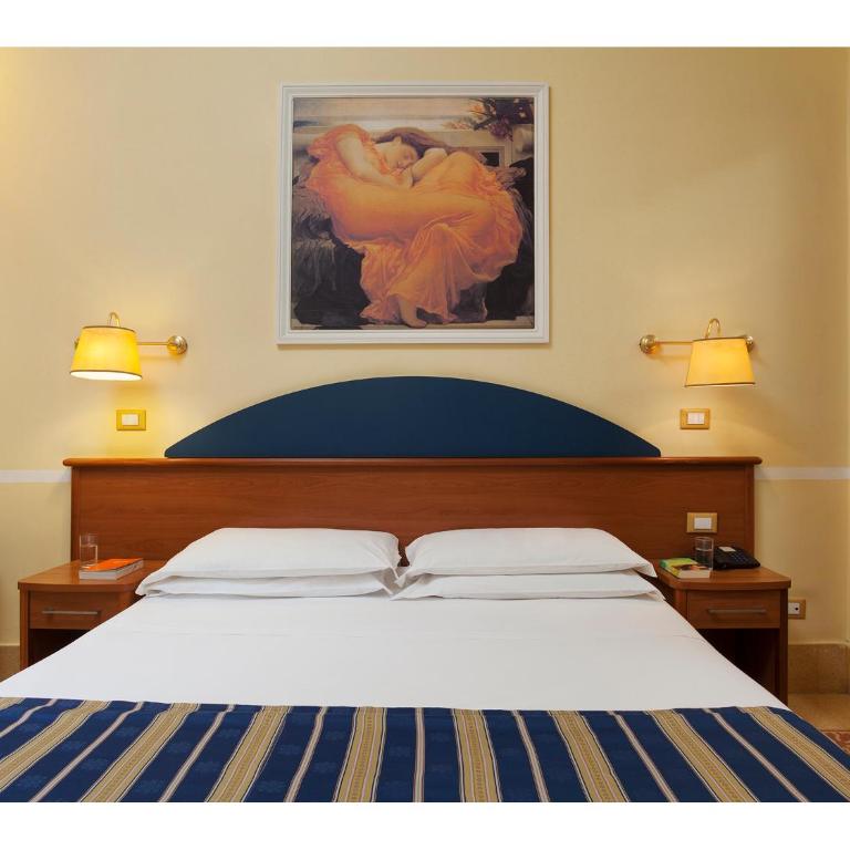 Hotel Kennedy - Camera Familiare - 5