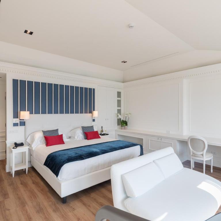 Grand Hotel Palace - Junior Suite Wellness with Sea View - 1