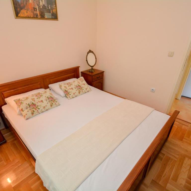 Apartments Jovanovic - Apartment - Ground Floor - 16