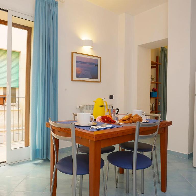 Appartamenti Rosa Dei Venti - Large One-Bedroom Apartment - 12
