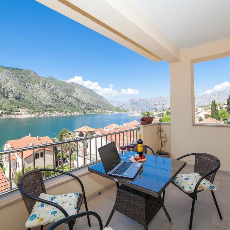 Apartments Castello - Luxury One Bedroom Apartment - 2