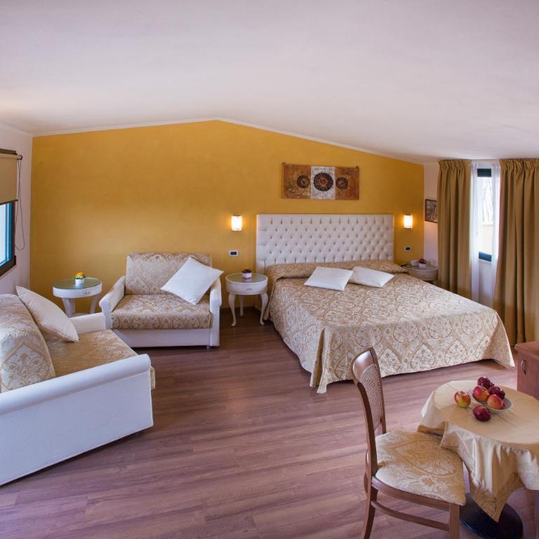 Hotel La Rondine - Suite Familiare - 3