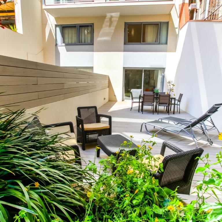 Cosmo Apartments Passeig de Gràcia - Duplex Apartment (5 Adults) - 1