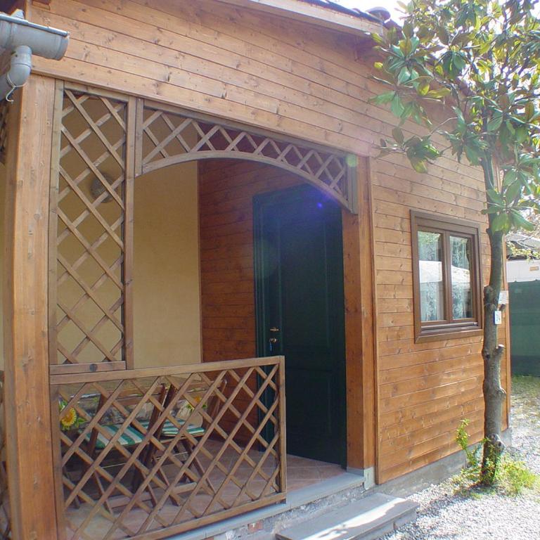Camping Luni - Bungalow con 2 Camere da Letto - 1