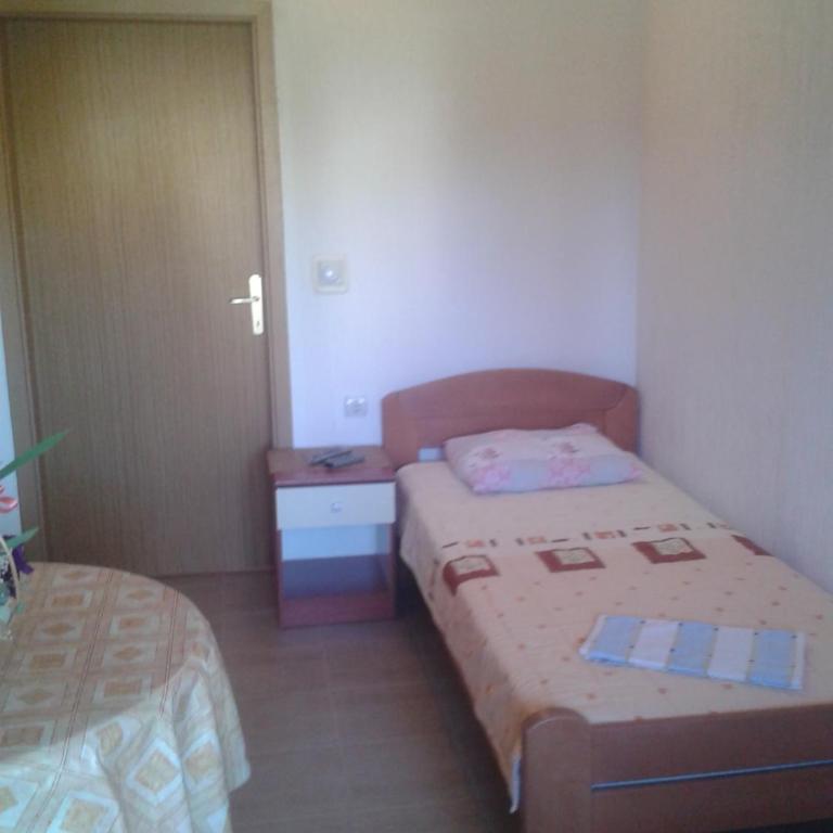 Guesthouse Lautasevic - Apartment - 5