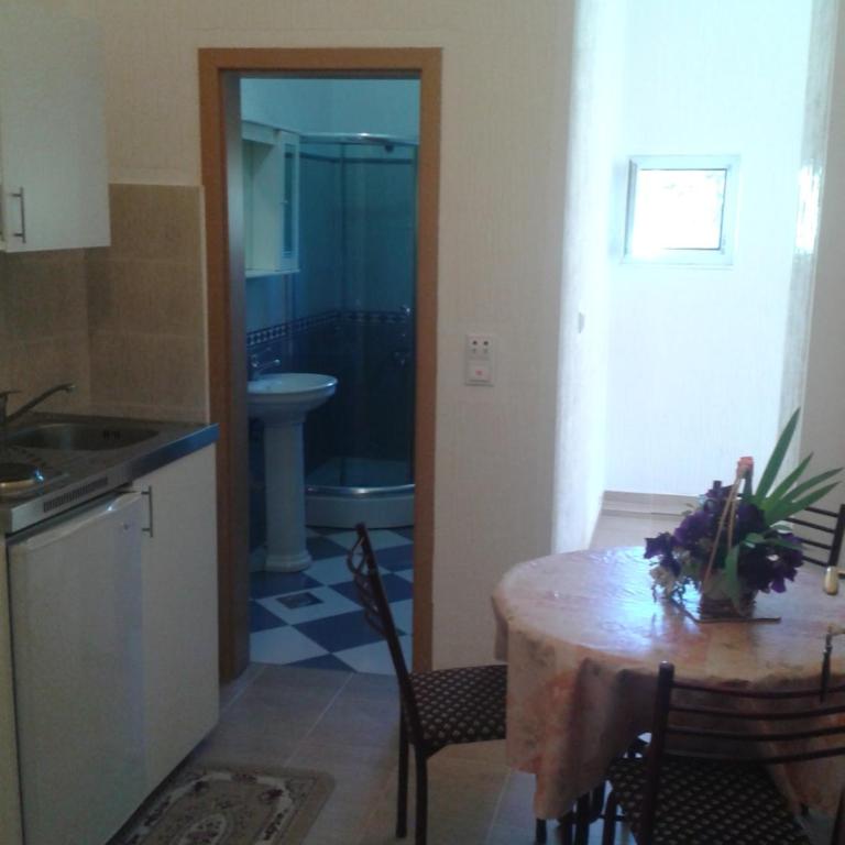 Guesthouse Lautasevic - Apartment - 6