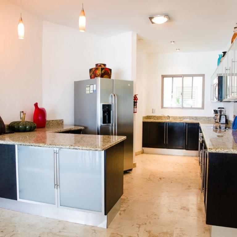Ocean Front Corto Maltes 104 in Downtown - Two-Bedroom Apartment with Ocean View - 11