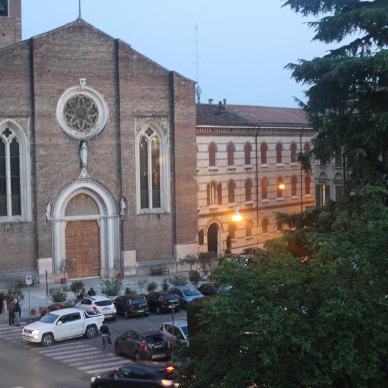 Residenza San Tomaso - Camera Tripla con Vista Città - 2