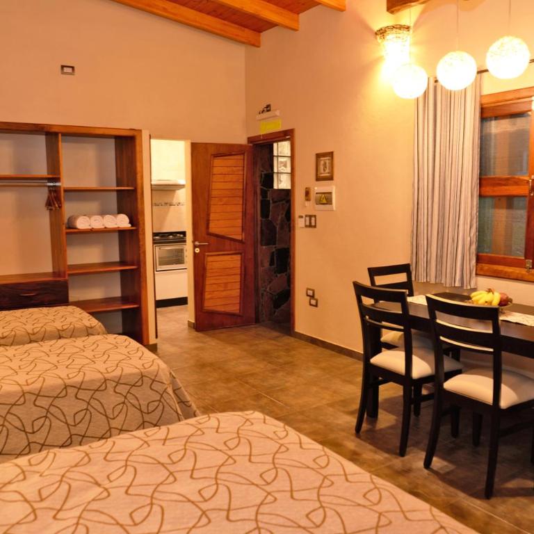 Posada del Chamán Iguazú - Deluxe Quadruple Room - 10