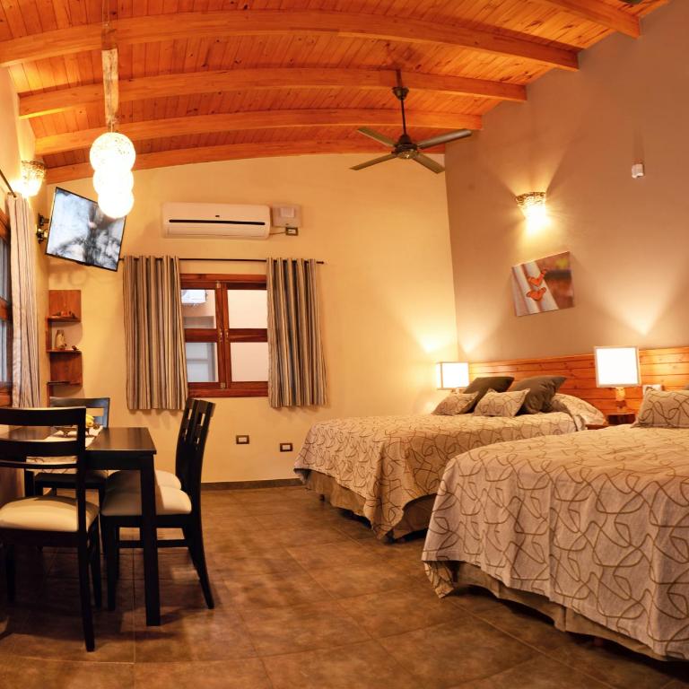 Posada del Chamán Iguazú - Deluxe Quadruple Room - 6