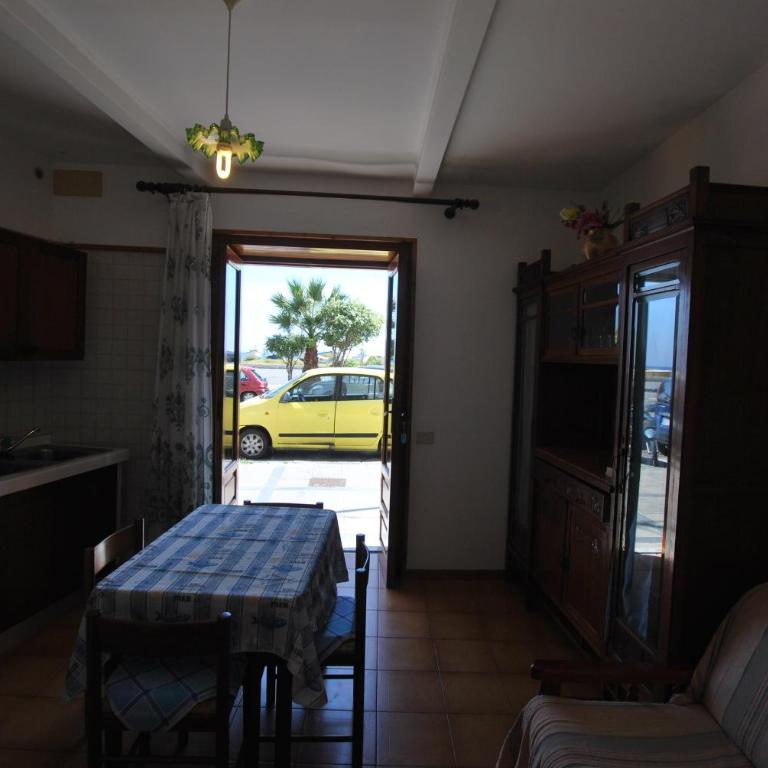 Vulcanoconsult Appartamenti Spiaggia - Appartamento con 1 Camera da Letto - Via Marina Garibaldi 127 - 10