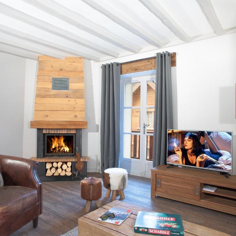 Chalet La Fedora - Appartements de charme - Appartement 2 Chambres avec Vue sur la Montagne - 1