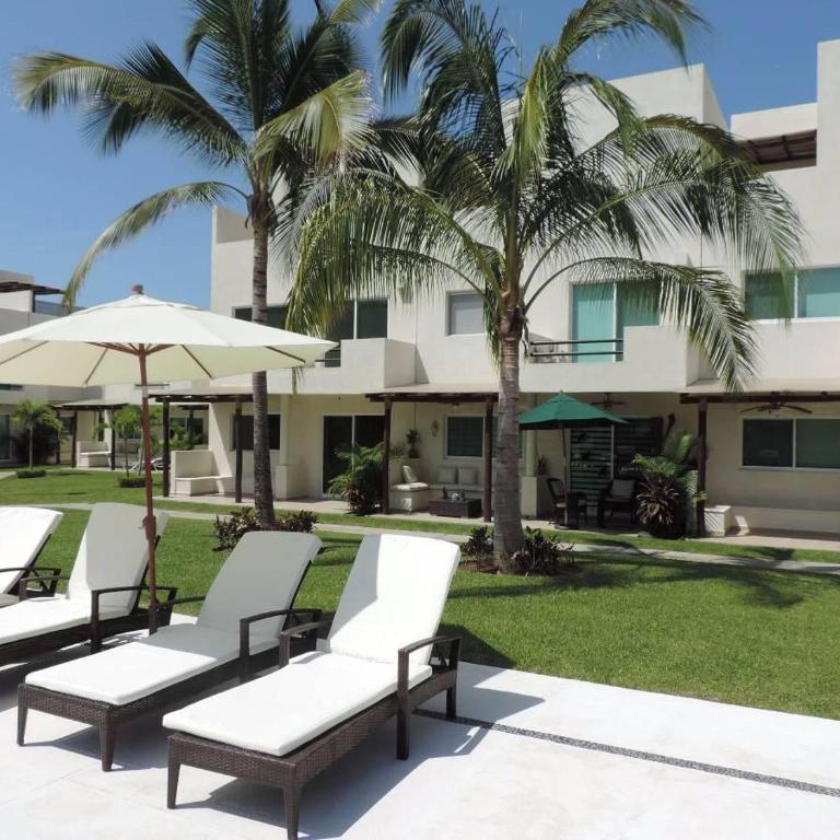 Casa Diamante en Zona Diamante - Three-Bedroom Townhouse - 30