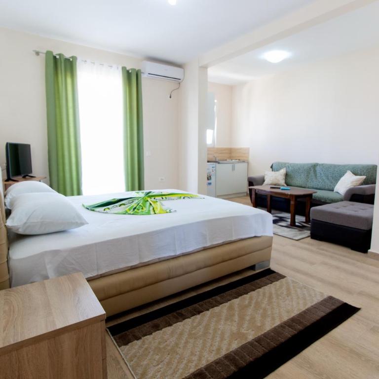 Moonlight Apartments - Apartman sa Balkonom - 2