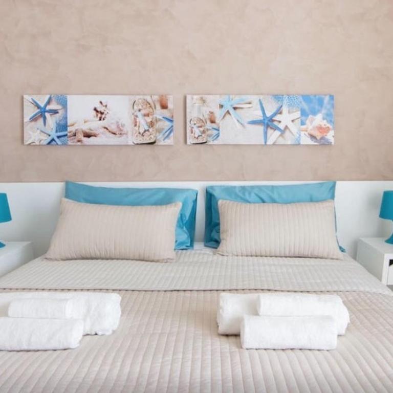 Appartamenti In Villa Polluce a 2 min dal mare WiFi e parcheggio - Appartamento con Vista Mare - 4