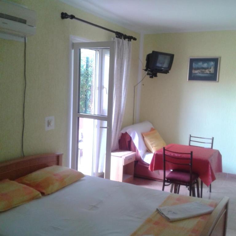 Guesthouse Lautasevic - Apartment - 1