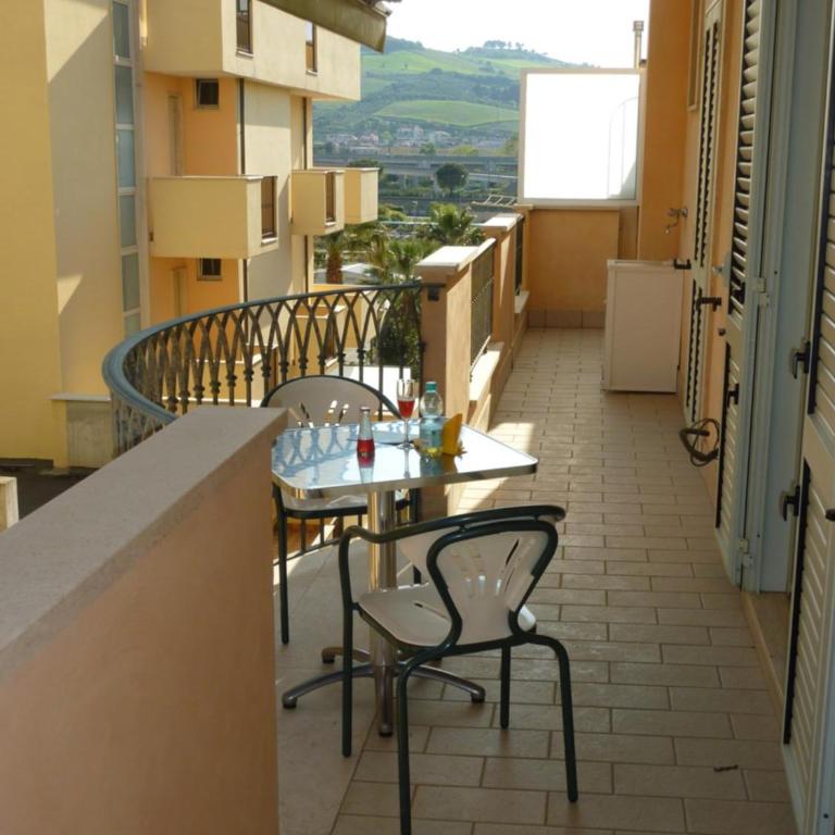 Beaurivage - Appartamento con 2 Camere da Letto e Vista Mare - 3
