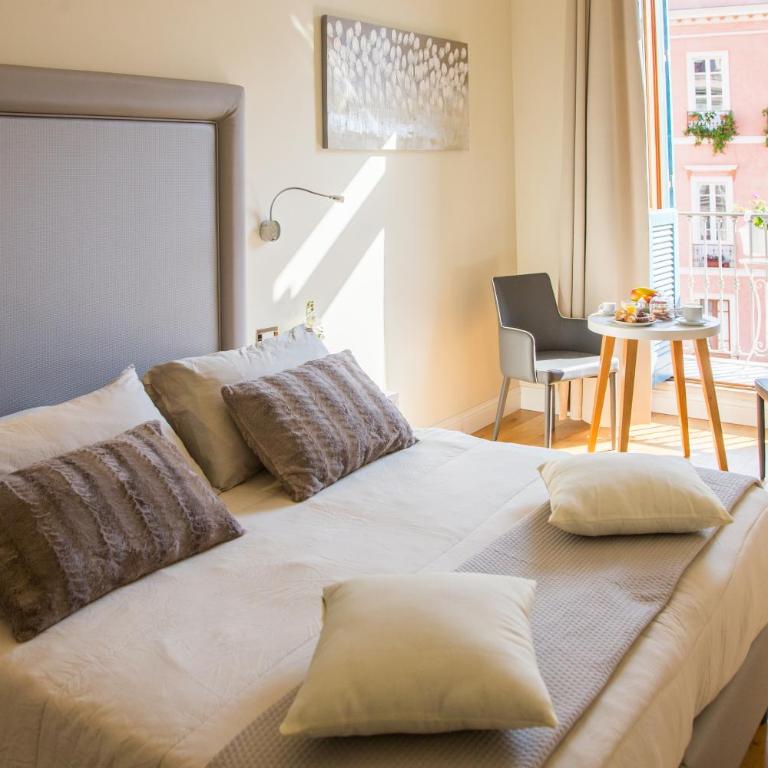 Antico Corso Charme - Deluxe Double or Twin Room with City View - 1