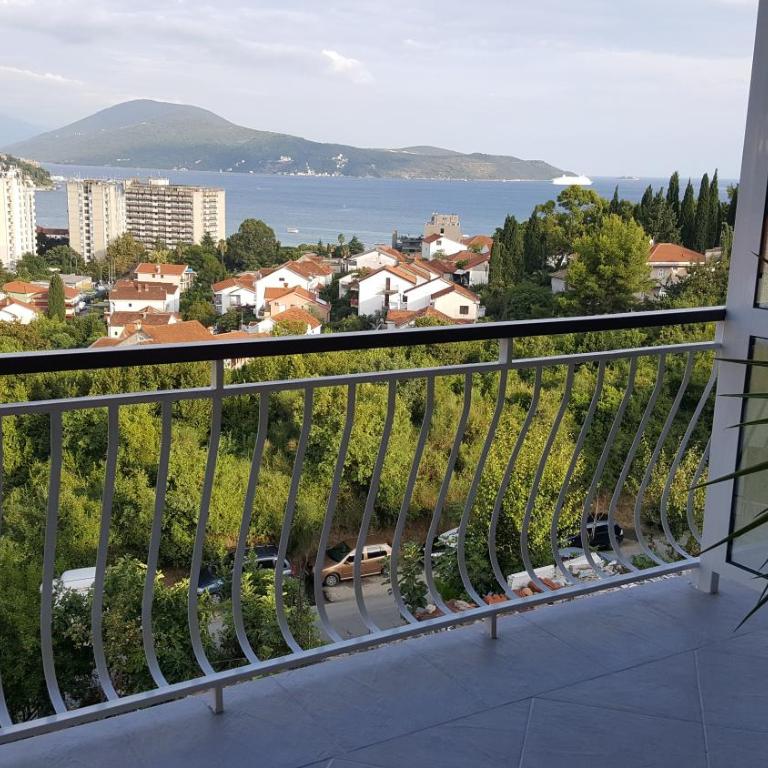 Apartments La Dolce Vita - Apartment with Balcony - 49