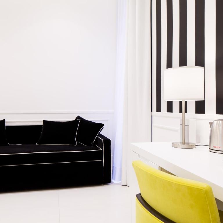 NAP Luxury Guest House Bovio - Camera Tripla Luxury - 8