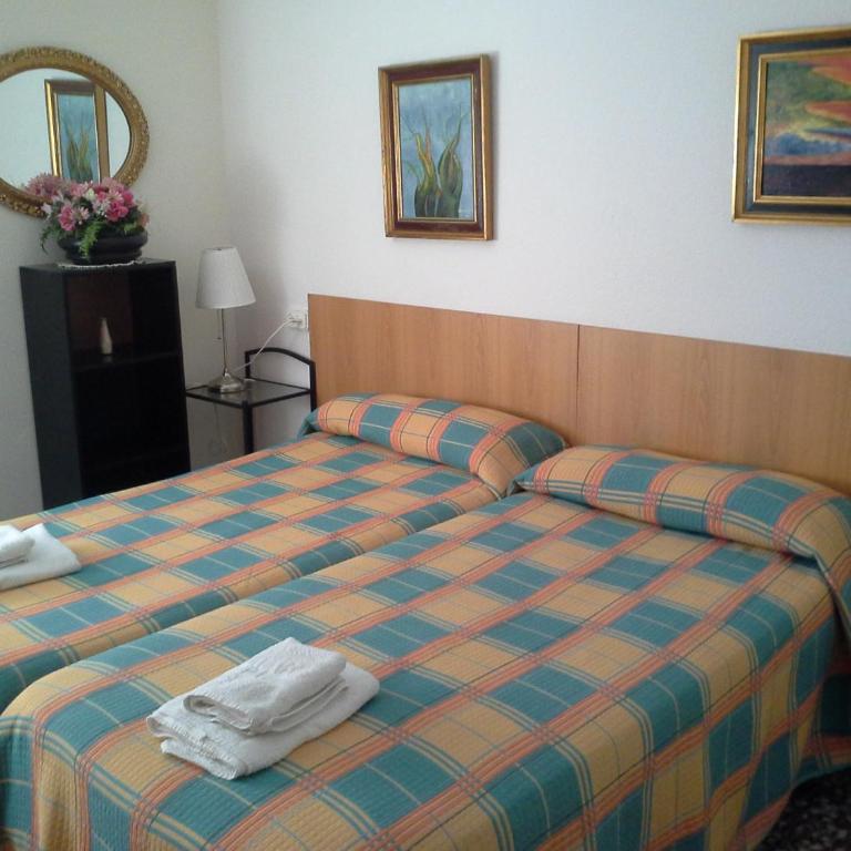 Pensión Lacasta - Habitación Doble con baño compartido - 2 camas - 1