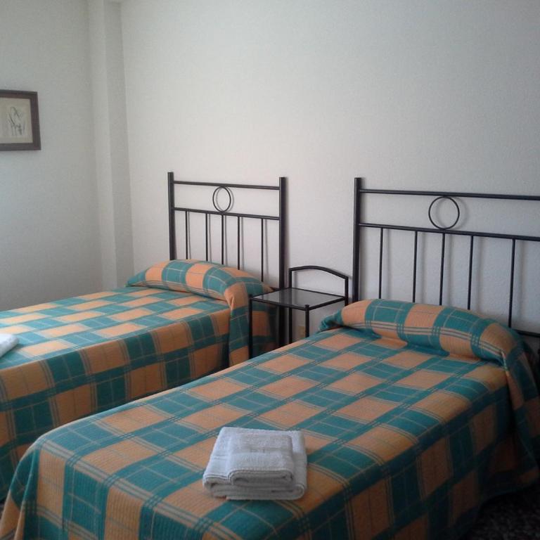 Pensión Lacasta - Habitación Doble con baño compartido - 2 camas - 5