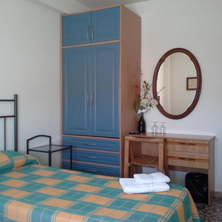 Pensión Lacasta - Habitación Doble con baño compartido - 2 camas - 6