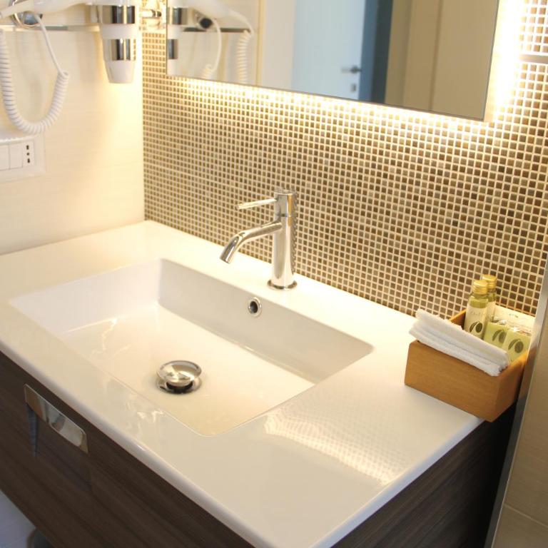 Residenza del Maestro - Suite Familiare con Balcone - 9