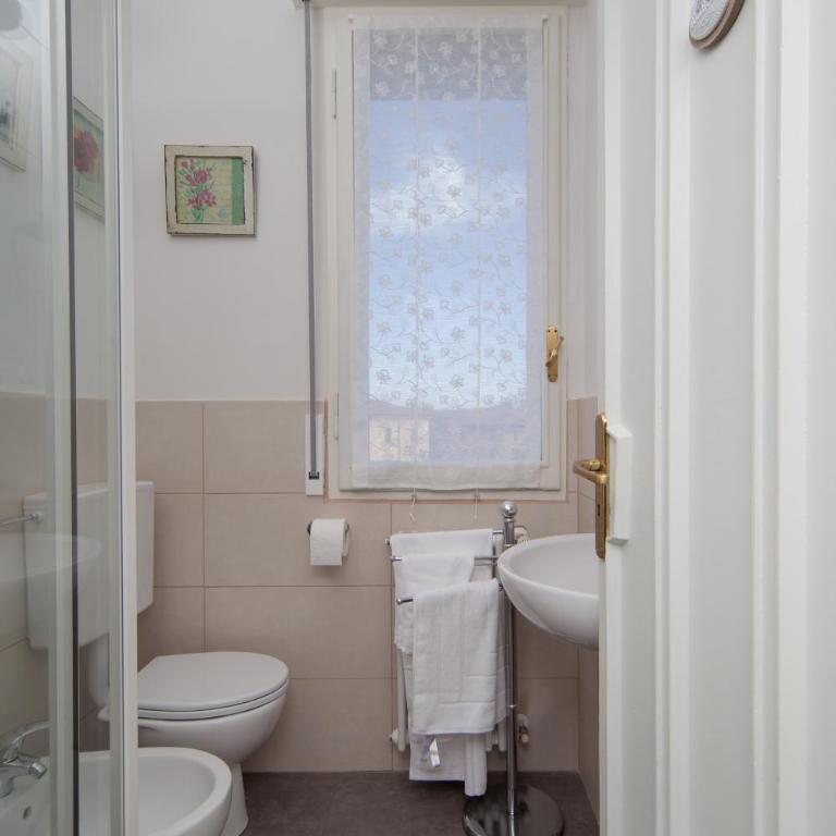 B&B Al Parco Giardini Margherita - Three-Bedroom Apartment - 4