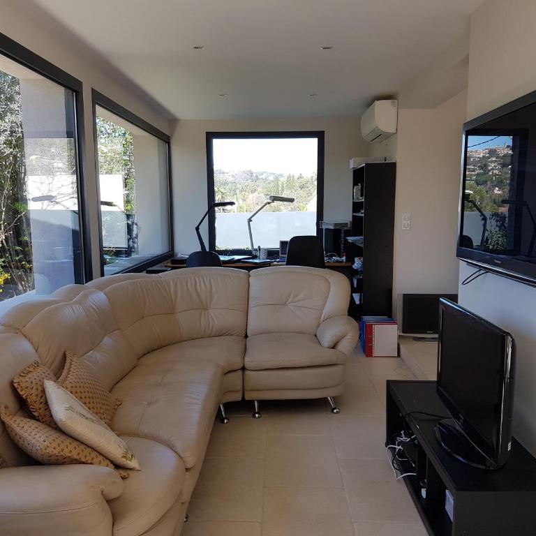 Mougins Mas lumineux vue sur le village - Villa 3 Chambres - 13