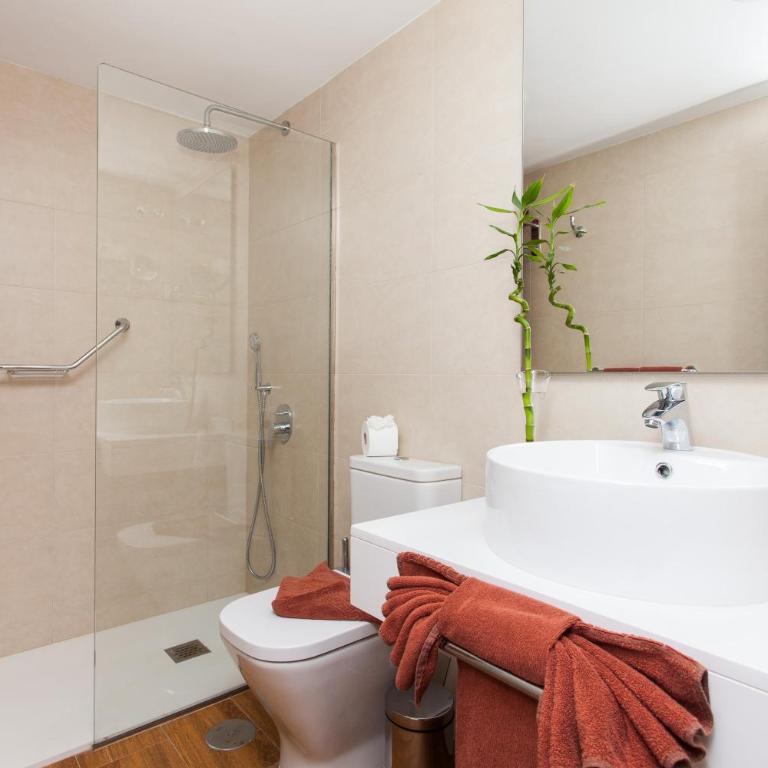 Apartamentos Villa Florida - Two-Bedroom Superior Apartment with Terrace - 9